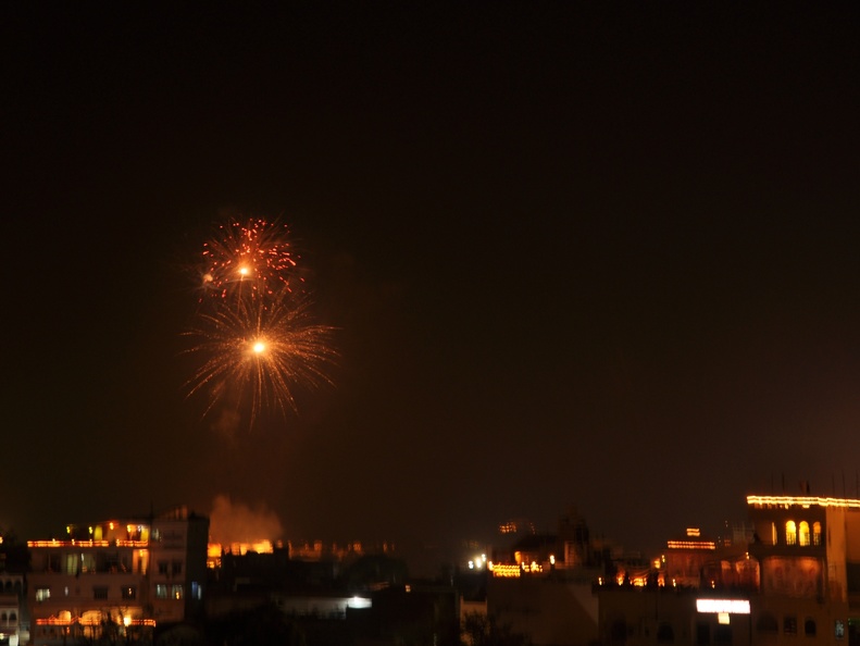 20120123-191327-D90