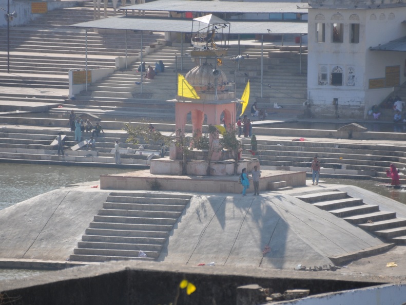 20120203-141436-D90