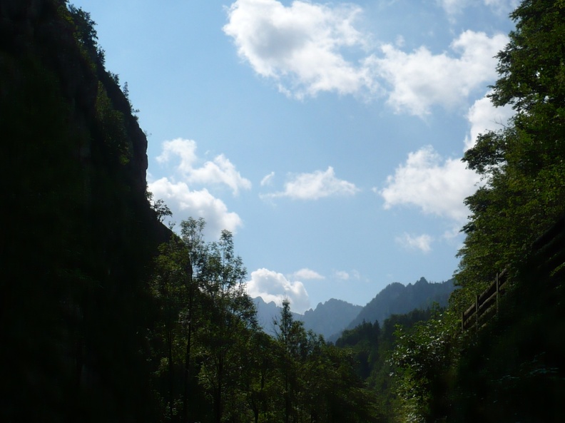 20100804-103251-LS60