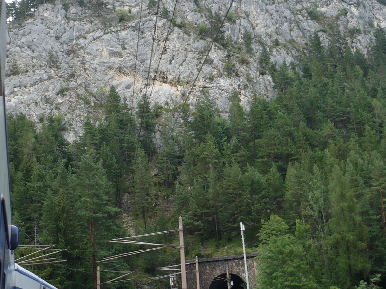 20100805-165815-LS60
