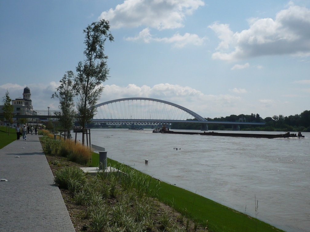 20100808-115751-LS60