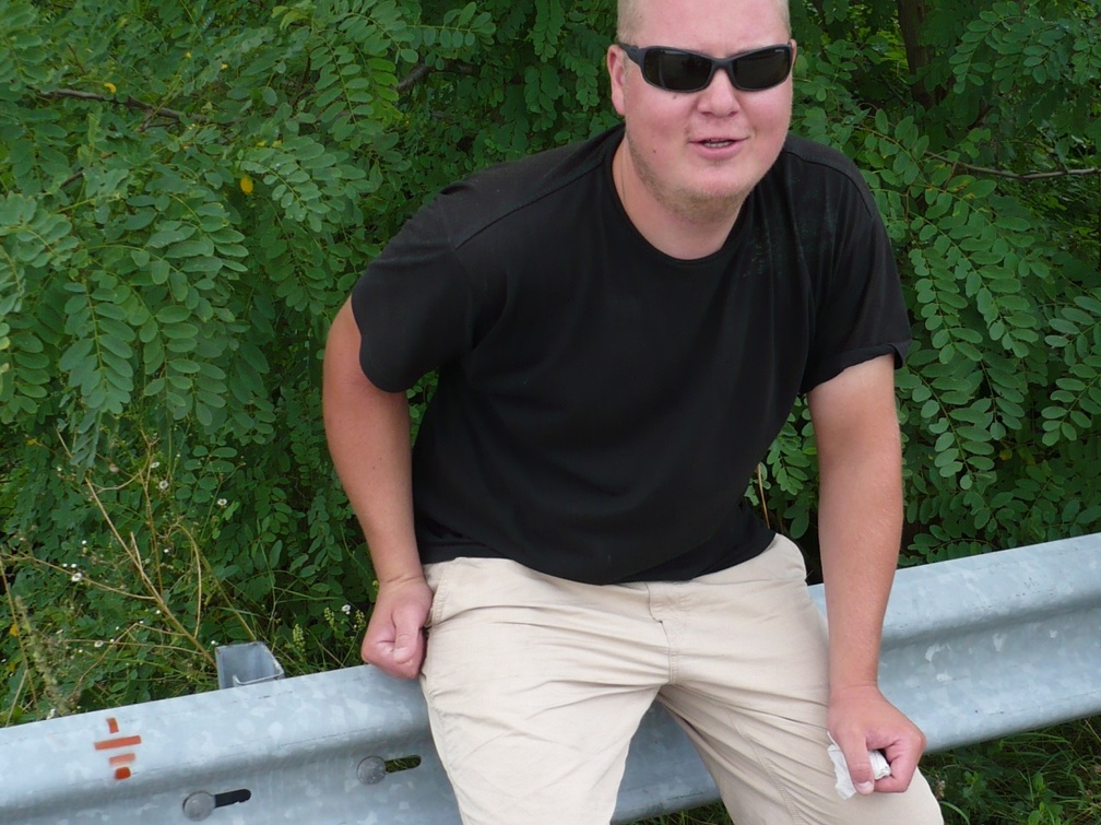 20100809-143822-LS60