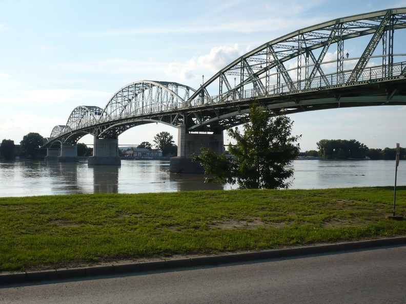 20100810-180238-LS60