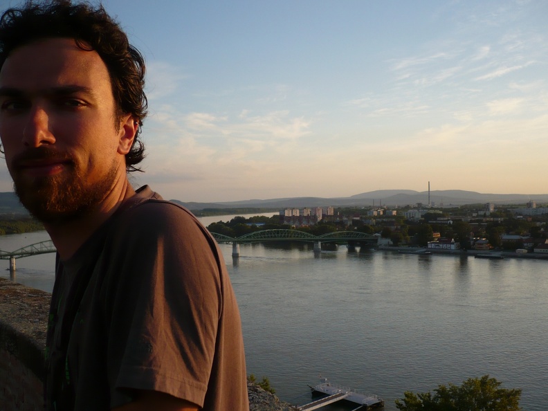20100810-193042-LS60