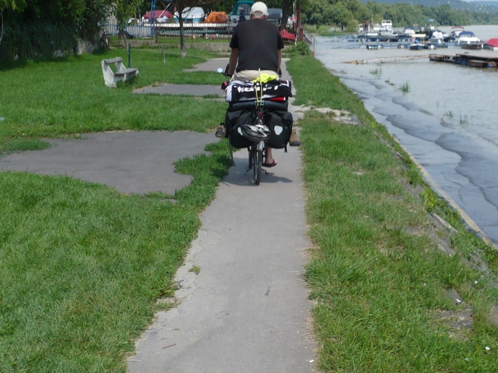 20100811-124619-LS60