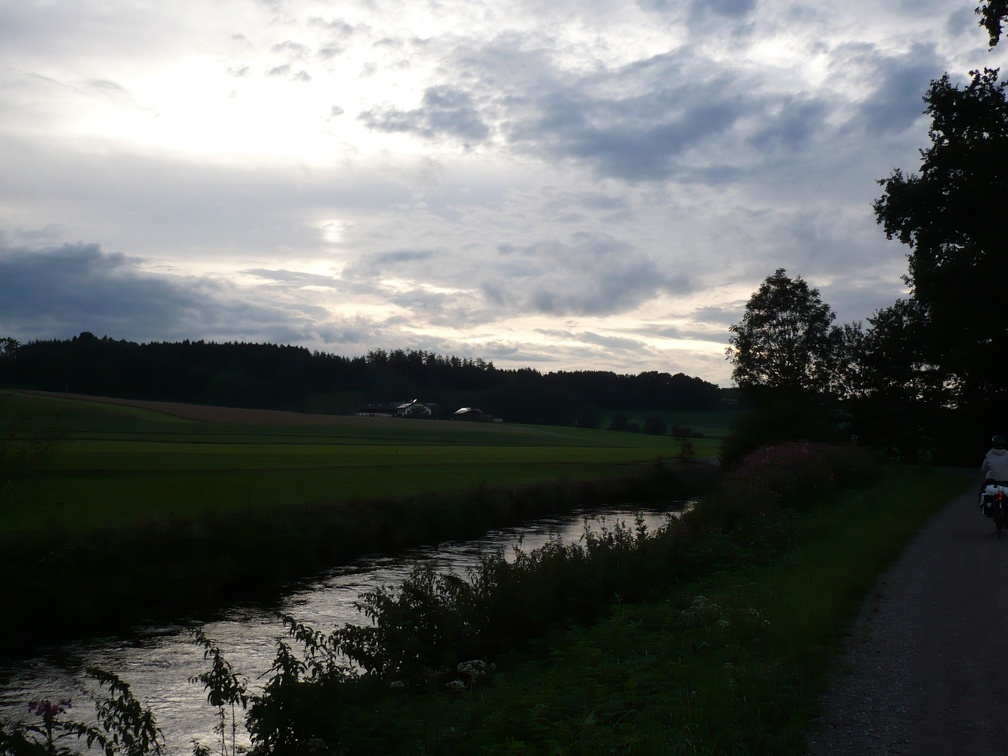 20100729-194423-LS60