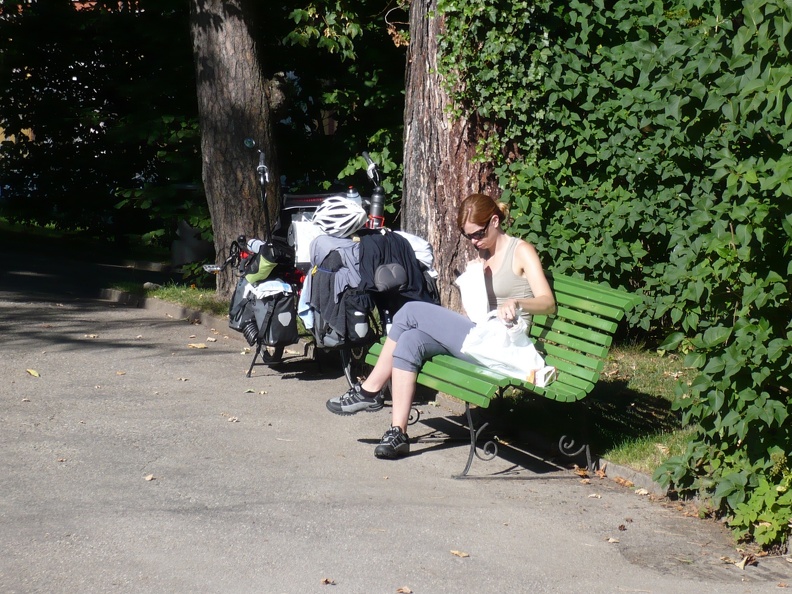 20090815-095219-LS60