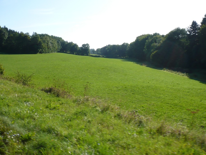 20090816-092640-LS60