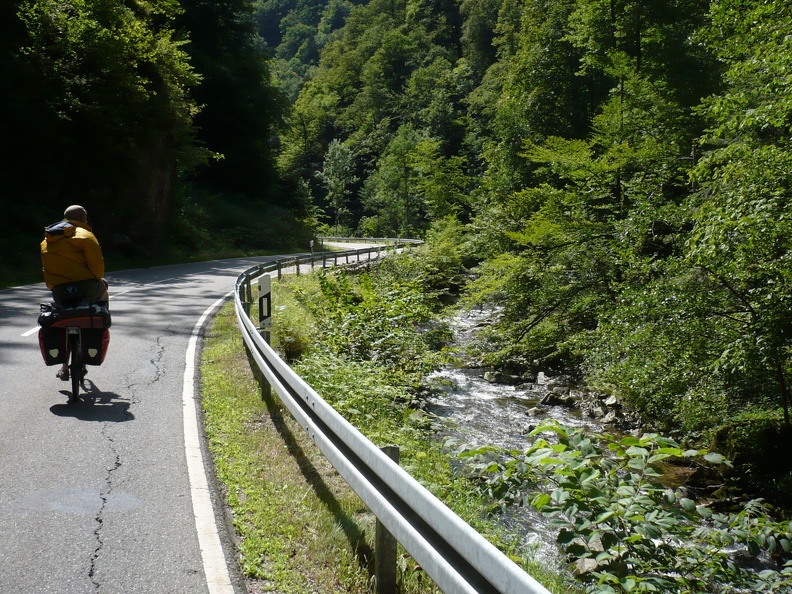 20090730-152724-LS60