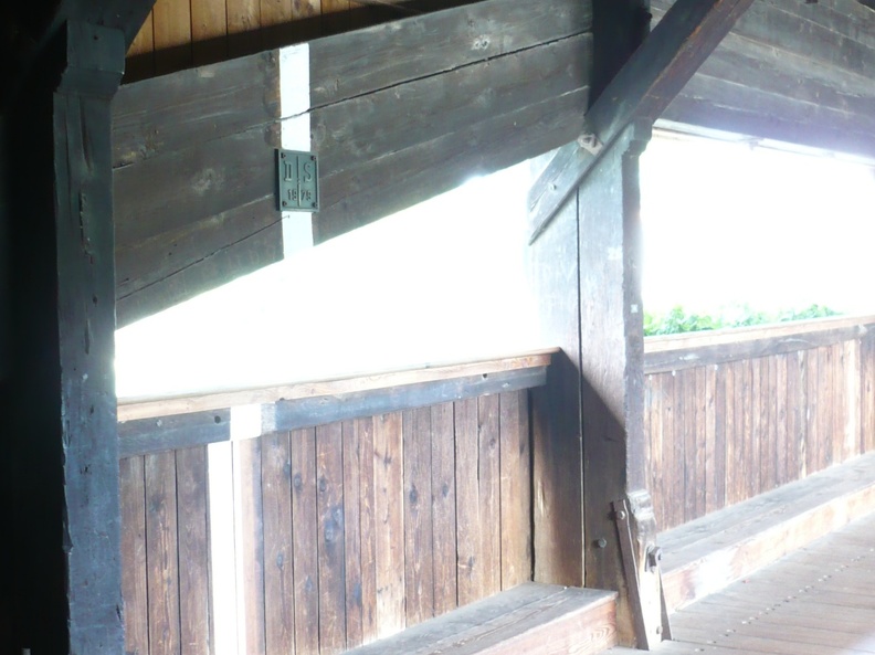 20090730-172252-LS60