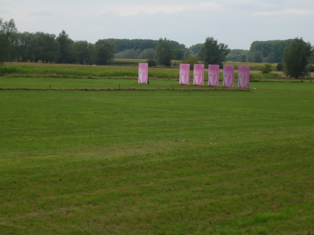 20090825-155057-LS60