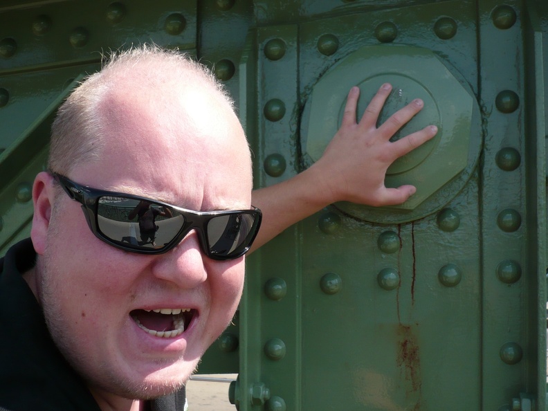 20110717-131422-LS60