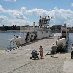 20110722-123111-LS60