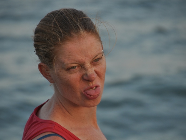 20110824-192733-D90