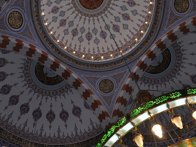20110929-130020-D90