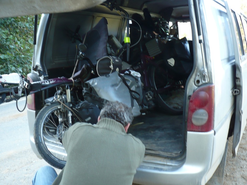 20111005-160358-LS60